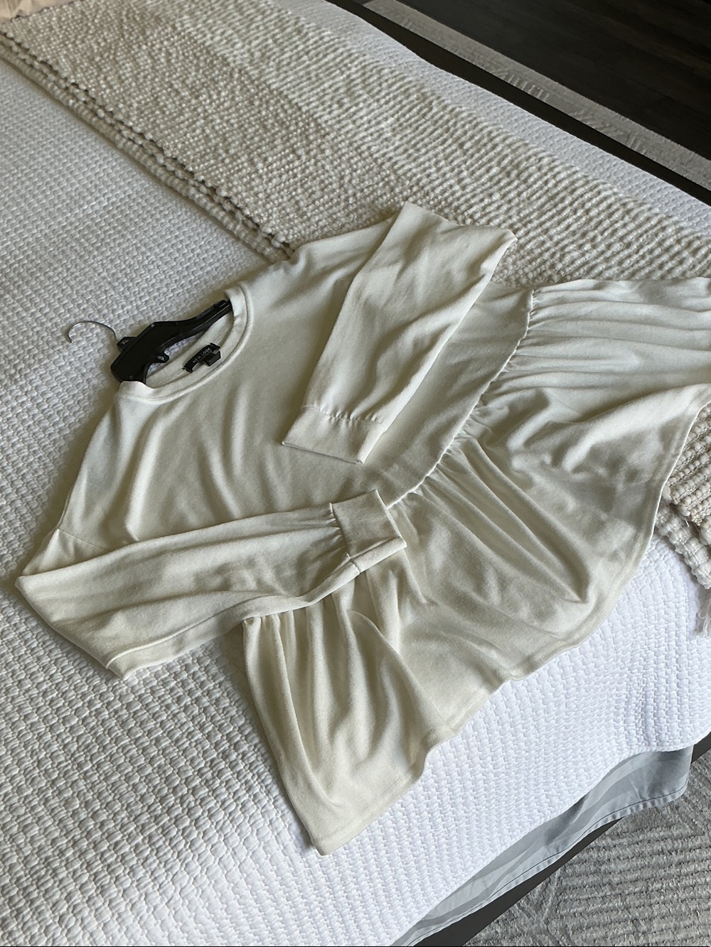 New Look Cream Peplum Maternity Long Sleeve Top - Women's - Picture 4 of 4